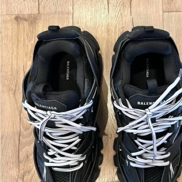 スニーカー BALENCIAGA Men Sneakers 793945 BLACK BALENCIAGA]CIRCUIT/W/BLACK(793945-WFLGY) – R&Co.